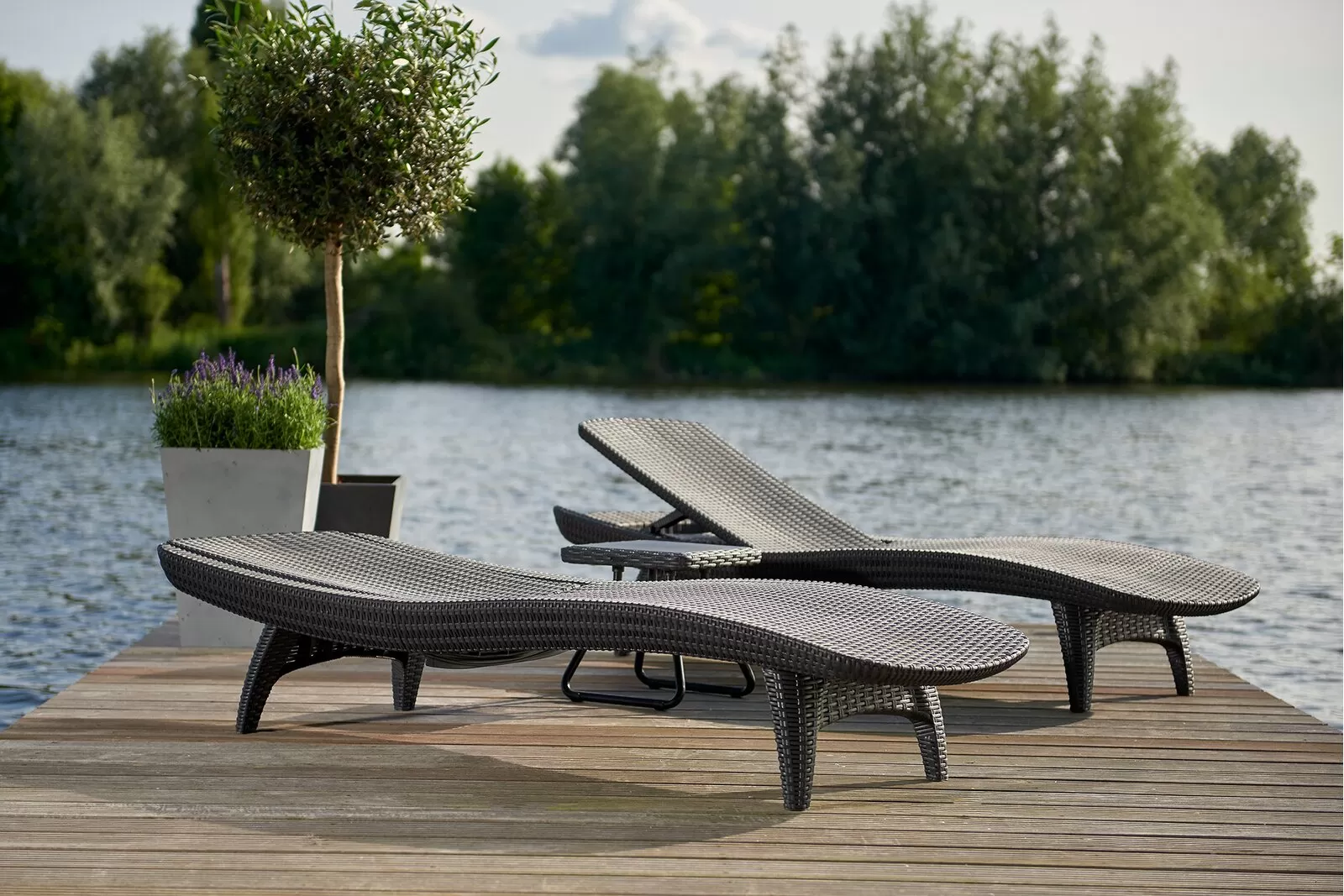 Outdoor Chaise Lounge (Set of 2)